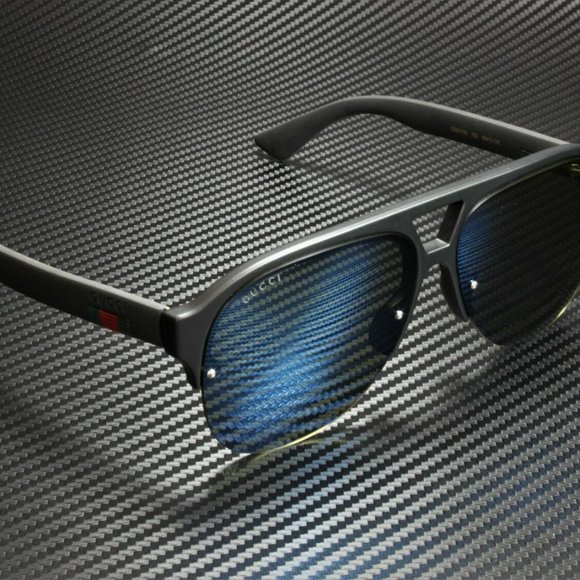 Gucci Men's Black Aviator Sunglasses - Picture 3 of 4